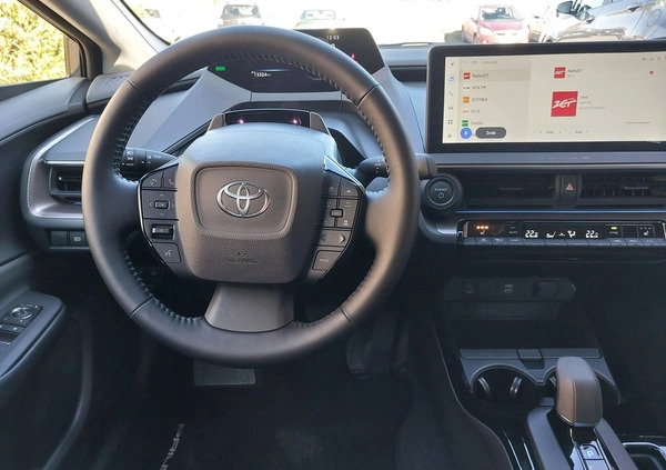 Toyota Prius cena 194400 przebieg: 1710, rok produkcji 2023 z Otmuchów małe 436